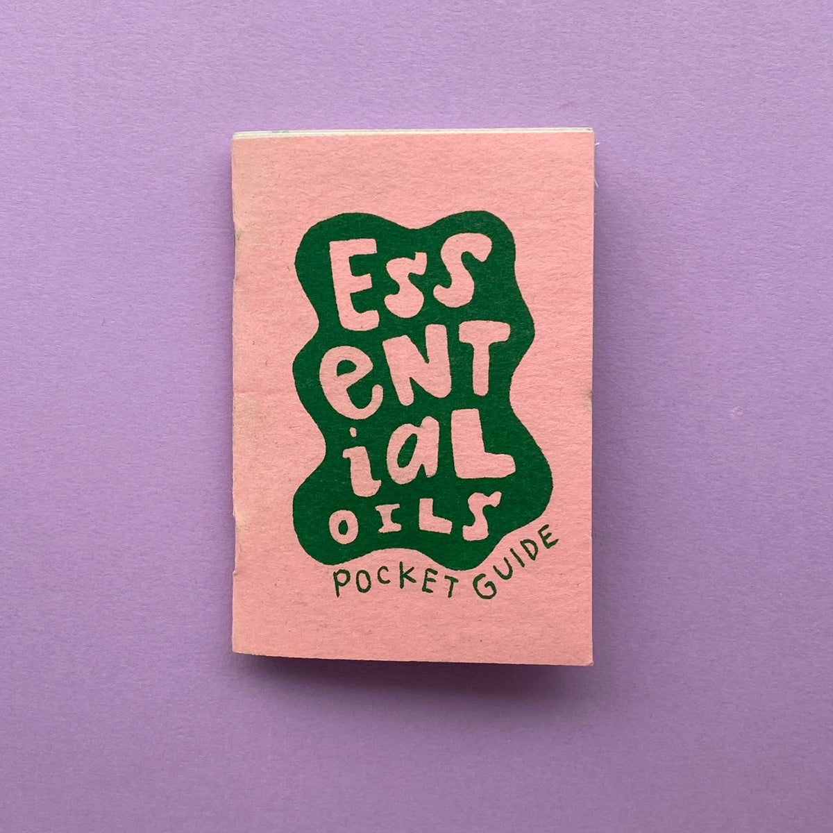 Essential Oils Pocket Guide | handmade booklet | 32 pages