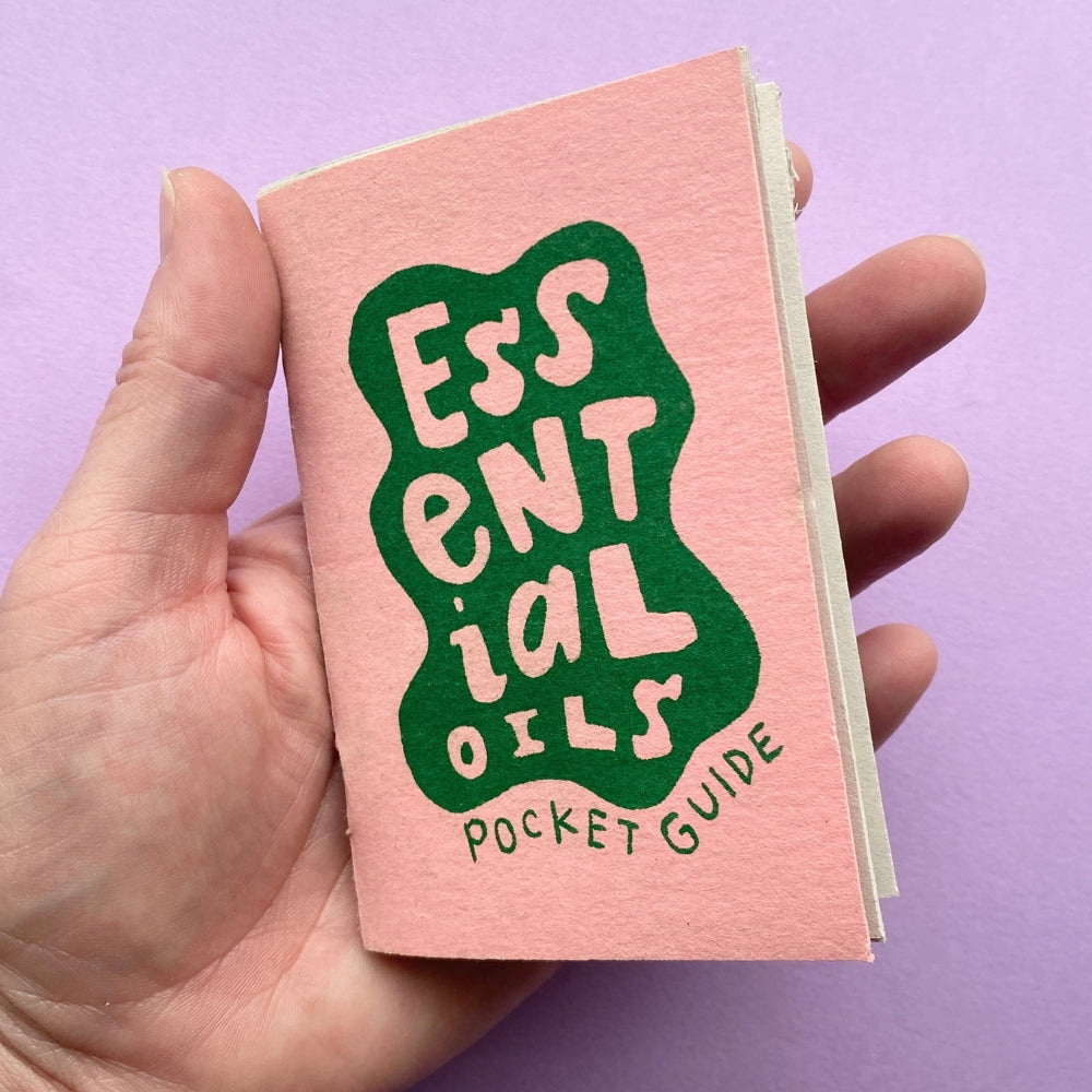 Essential Oils Pocket Guide | handmade booklet | 32 pages